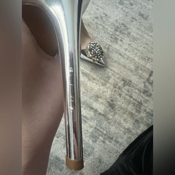 Prada Silver Metallic Swarovski Crystal Medallion Pumps, Size 39.5/9.5 - Picture 7 of 10